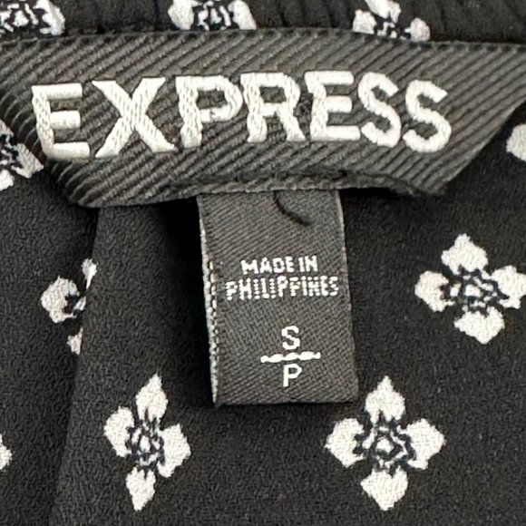Brand New! Express Dress Black & White Small Neckline Tie Elastic Waist Balloon - Picture 2 of 15